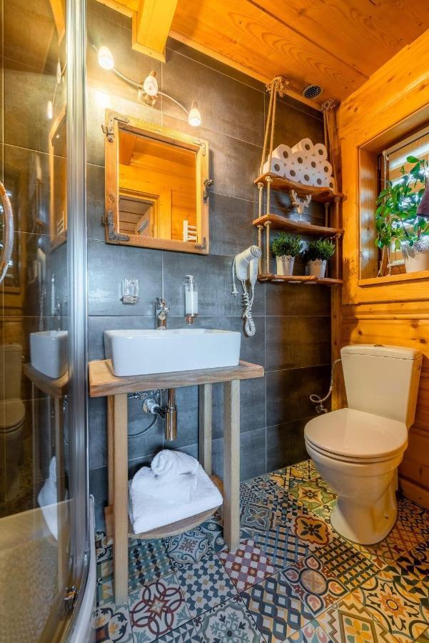 Domki Widokowe Wooden Luxury Chalet & Jacuzzi Zab Kültér fotó